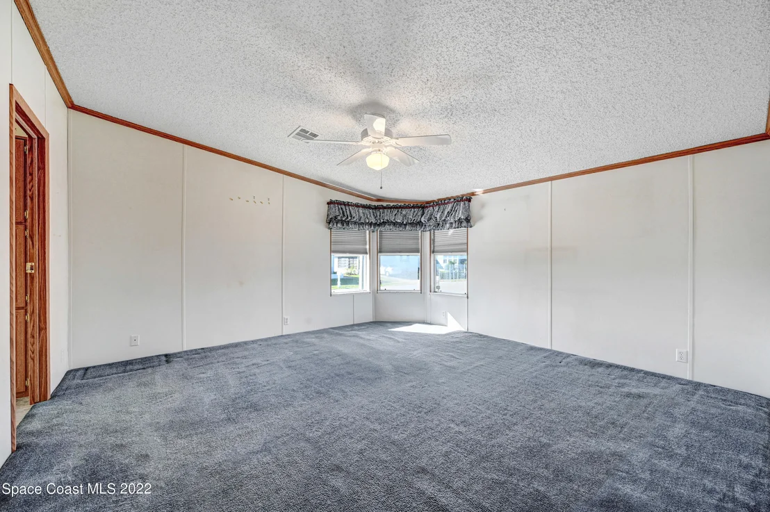 Photo of 2323 Coconut Palm Drive NE