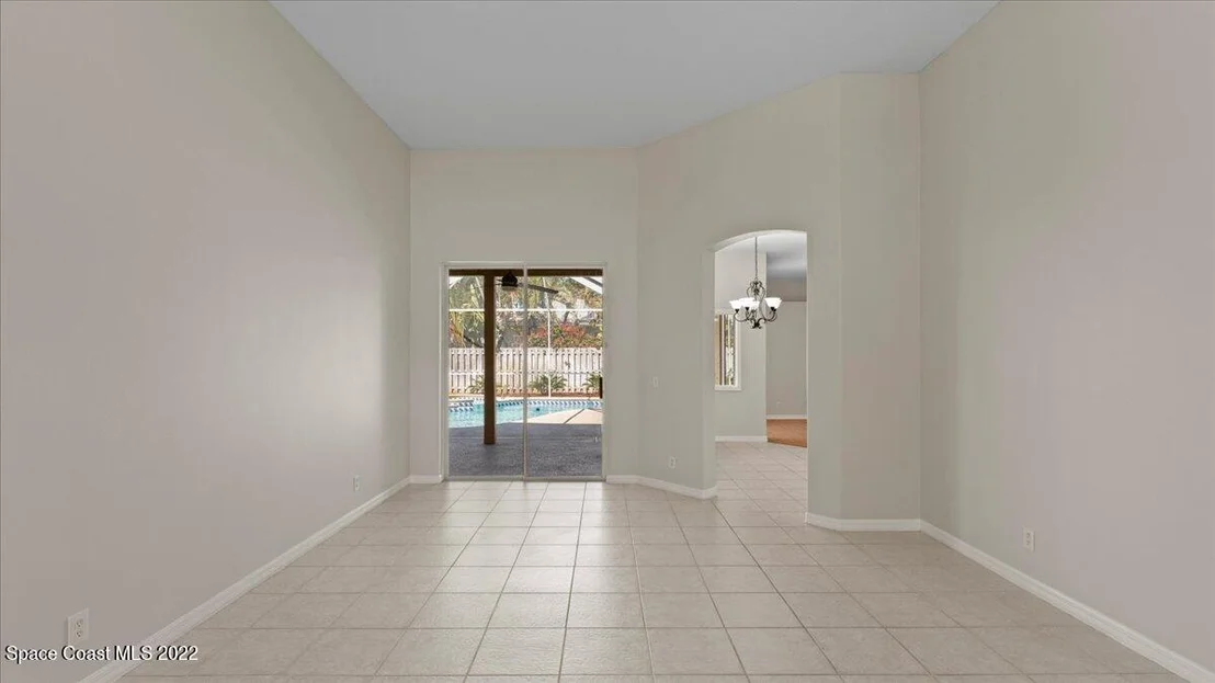 Photo of 5947 Newbury Circle