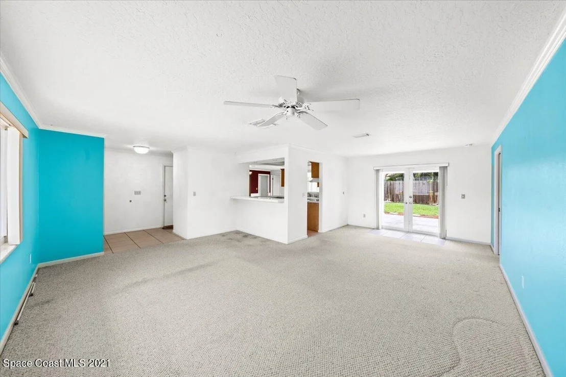 Photo of 320 Bahama Drive