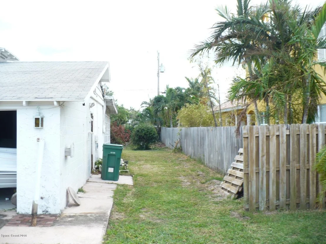 Photo of 205 3rd Avenue