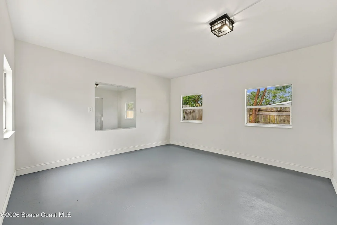 Photo of 4418 Sherwood Boulevard