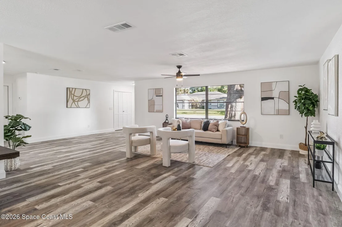 Photo of 5170 Andover Street