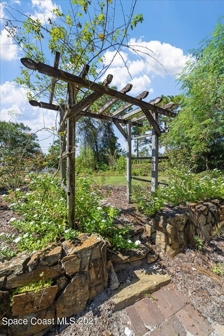 Photo of 1825 Eva Lane
