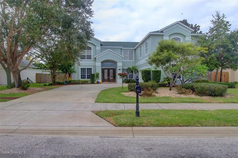 Photo of 5851 Newbury Circle