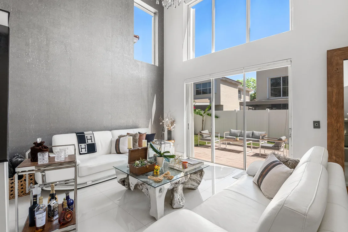 Photo of 807 Garnet Circle