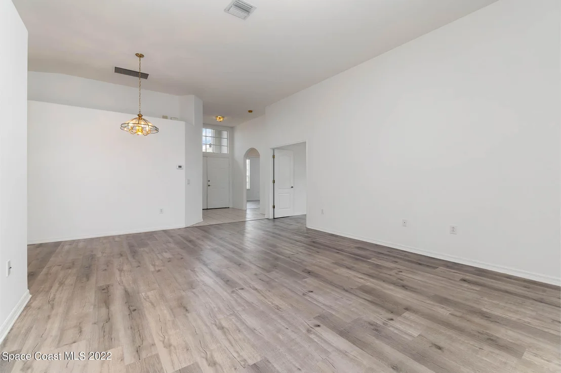 Photo of 4881 Worthington Circle