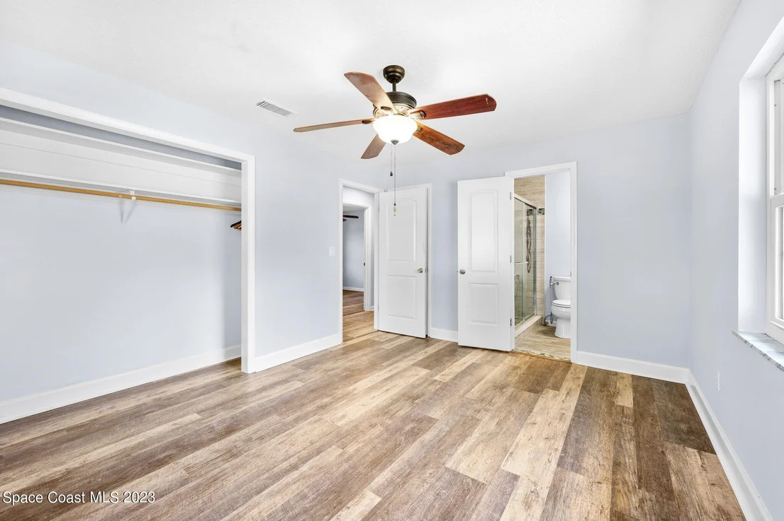 Photo of 3030 Hield Road