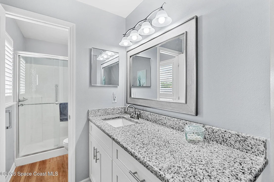 Photo of 1161 White Oak Circle