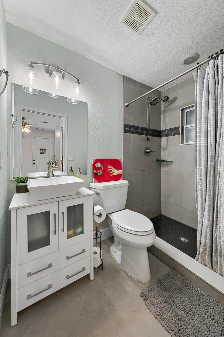 Photo of 1054 Pinetree Drive