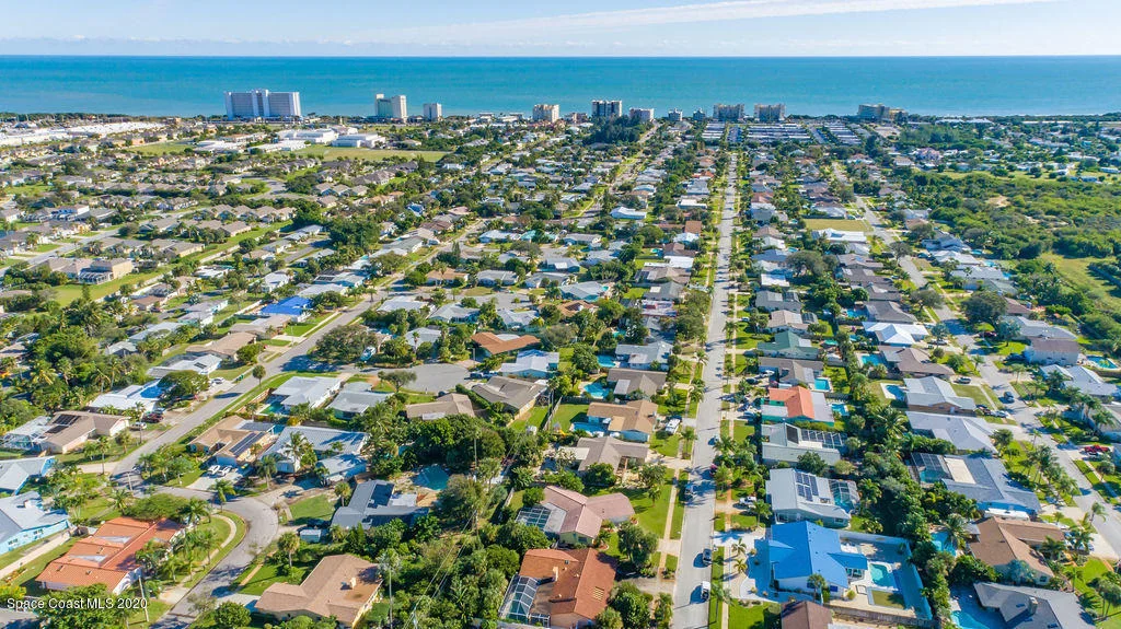 Photo of 250 Sand Pine Road