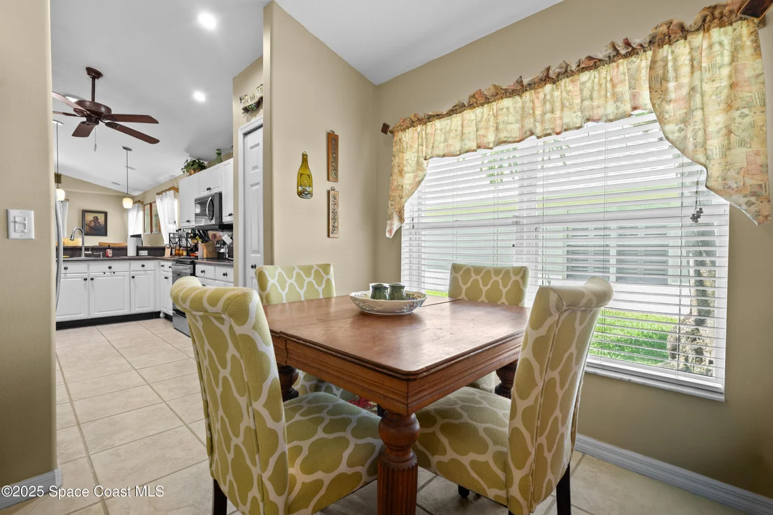 Photo of 2570 Stratford Pointe Drive