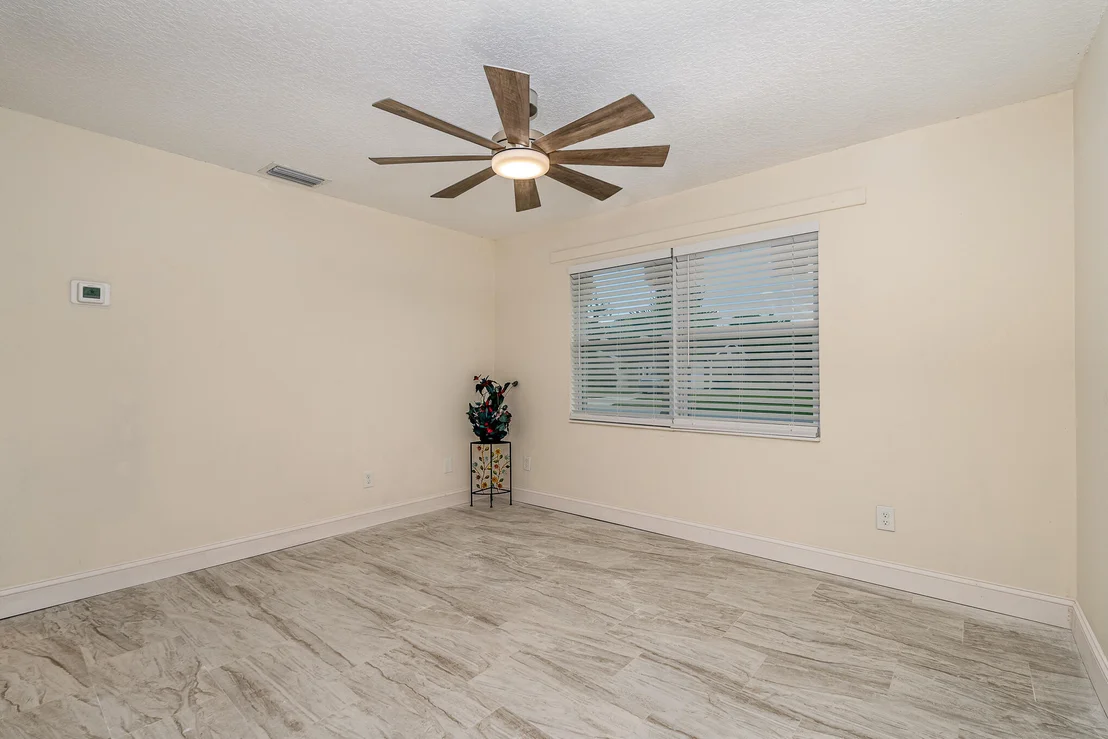 Photo of 2896 Lancaster Road