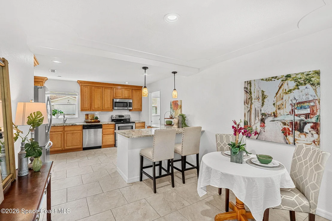Photo of 135 Oakledge Drive