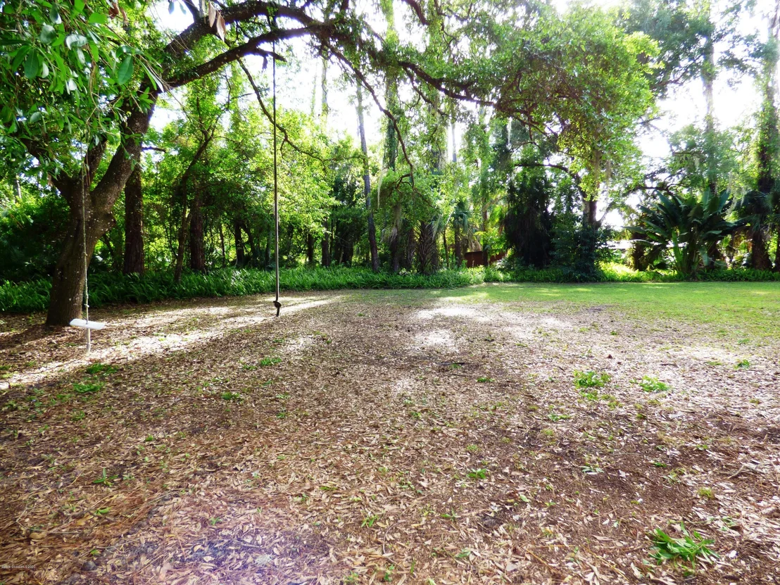 Photo of 6737 Sheridan Road