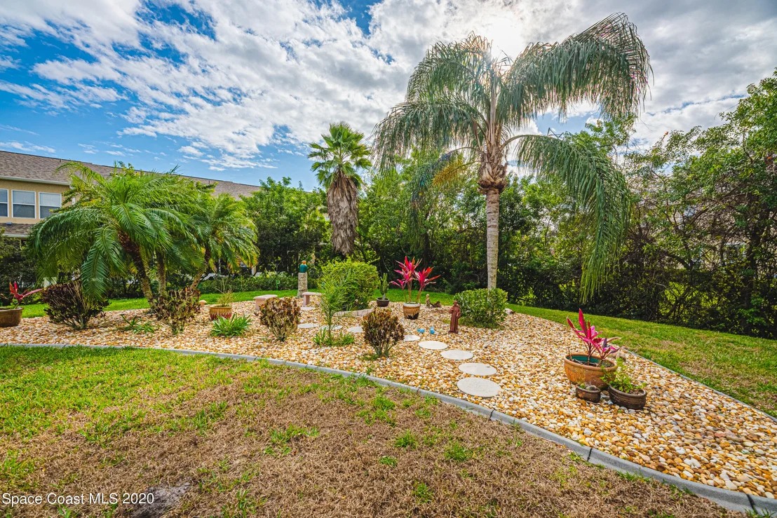 Photo of 338 Renaissance Avenue