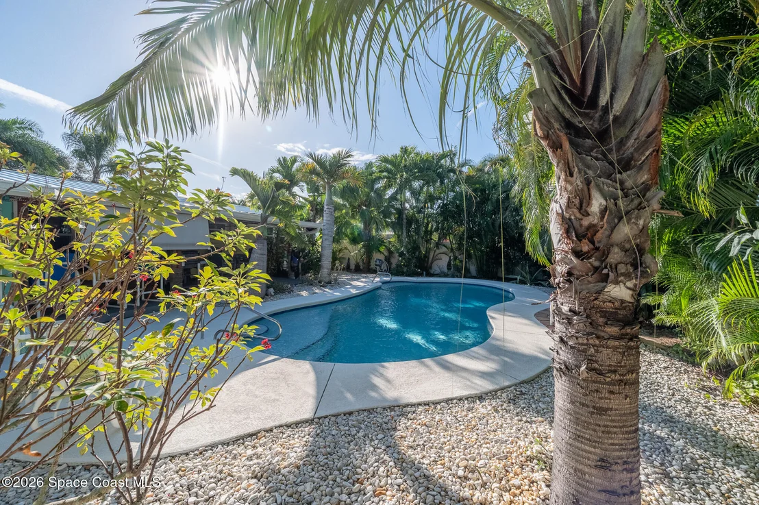 Photo of 440 Pelican Drive