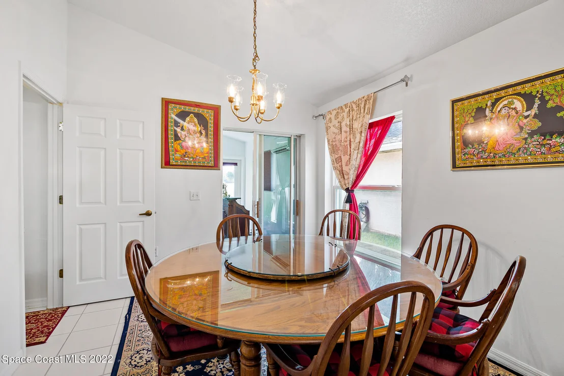 Photo of 2396 Addington Circle