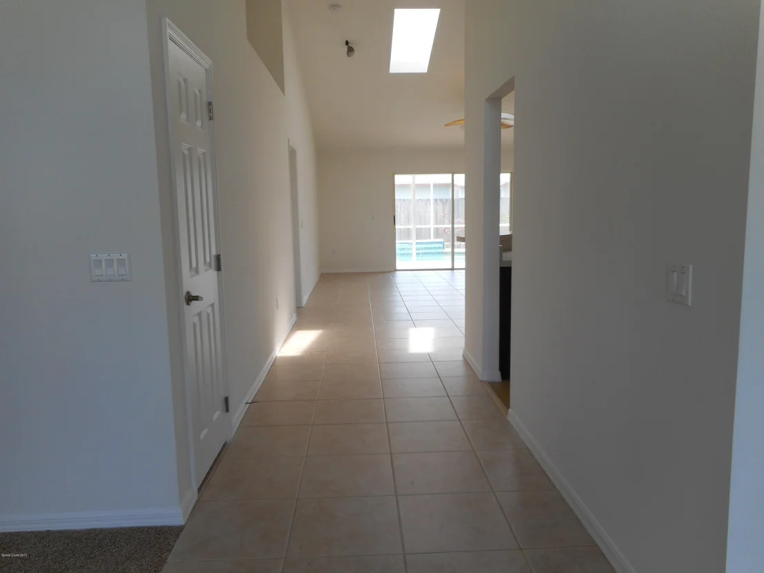 Photo of 1225 Meadow Lake Road