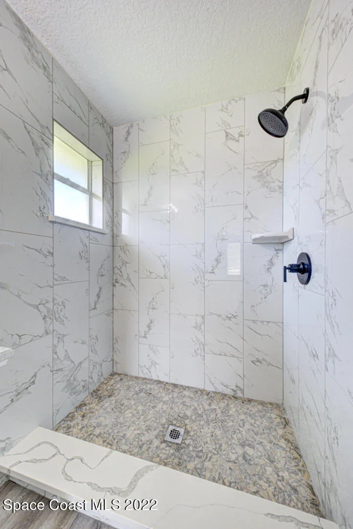 Photo of 697 Amor Drive