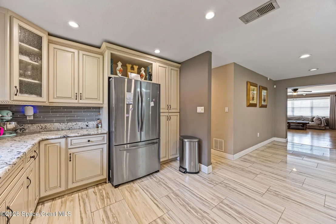 Photo of 1371 Gleneagles Way
