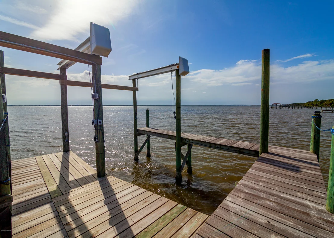 Photo of 4135 Indian River Drive N