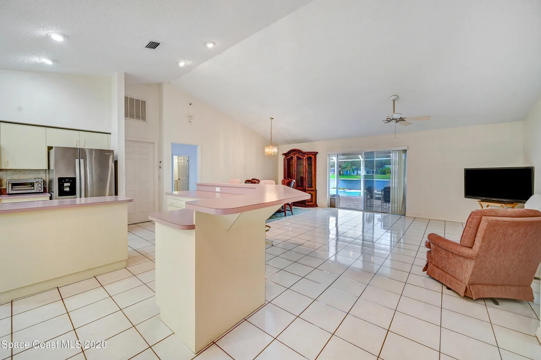 Photo of 3307 Lake View Circle