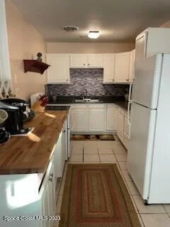Photo of 1052 Myrtle Lane