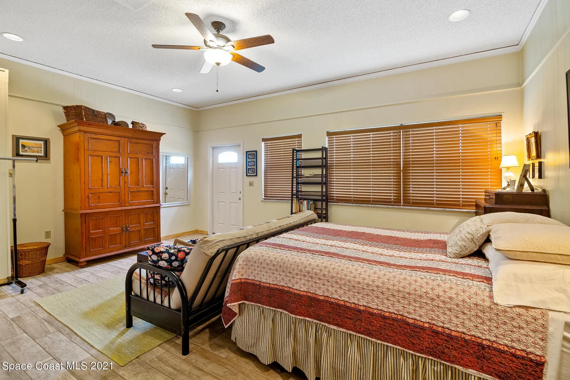 Photo of 211 Broadview Drive