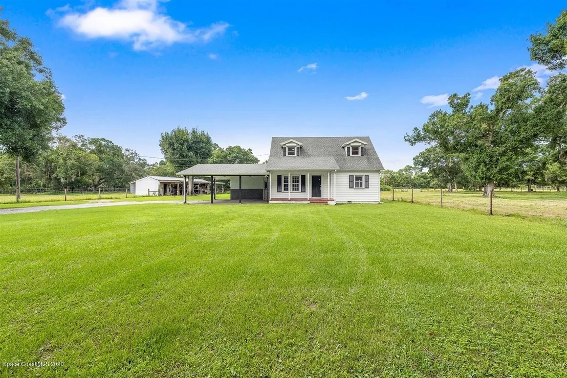 Photo of 1285 Hall Road