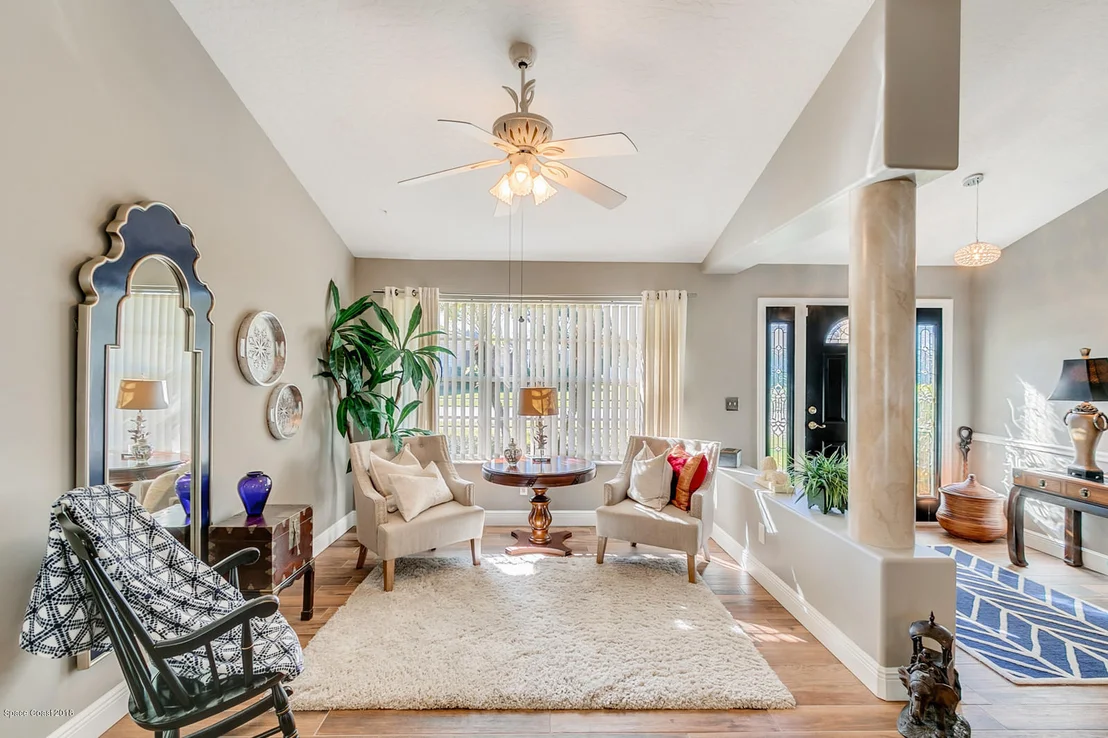 Photo of 730 Lake Drive