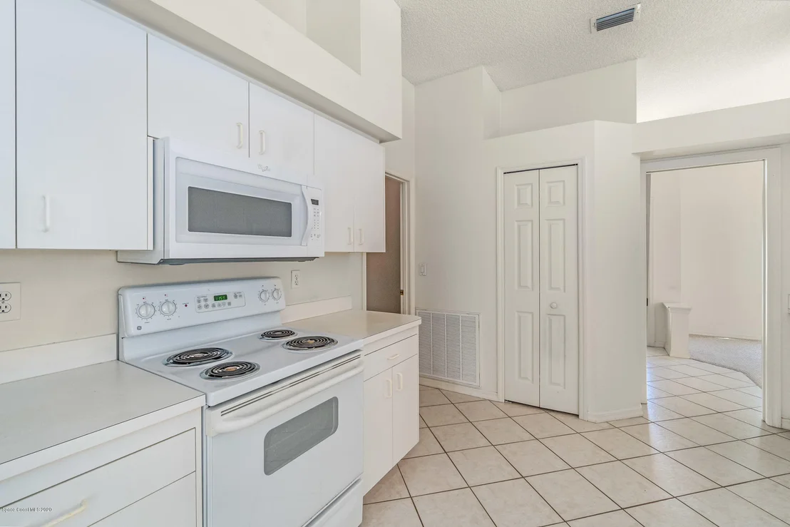 Photo of 7039 Hammock Trace Drive