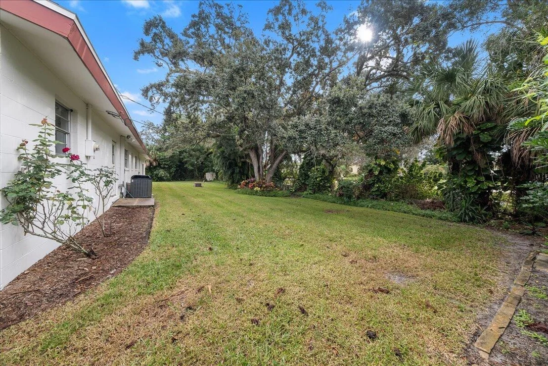Photo of 311 Par Avenue