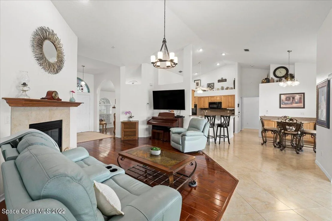 Photo of 3056 Pineda Crossing Drive
