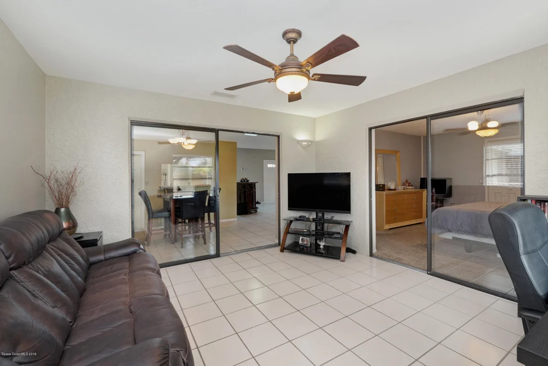 Photo of 1632 Clover Circle