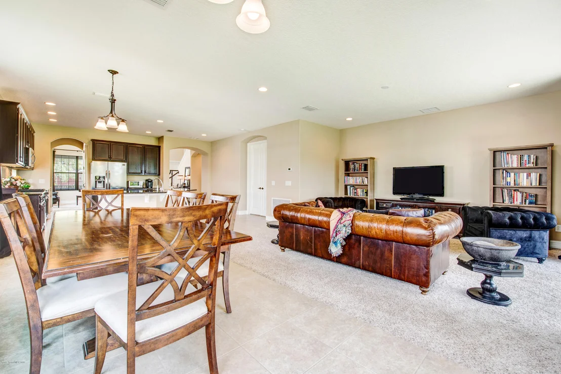 Photo of 8082 Strom Park Drive