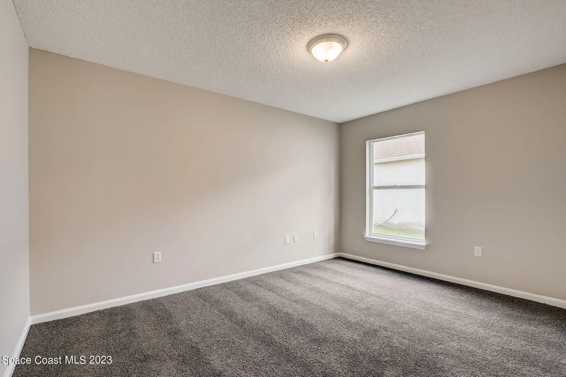 Photo of 520 Wickham Lakes Drive
