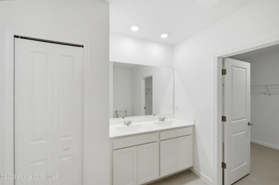 Photo of 1652 Ellsworth Circle SW