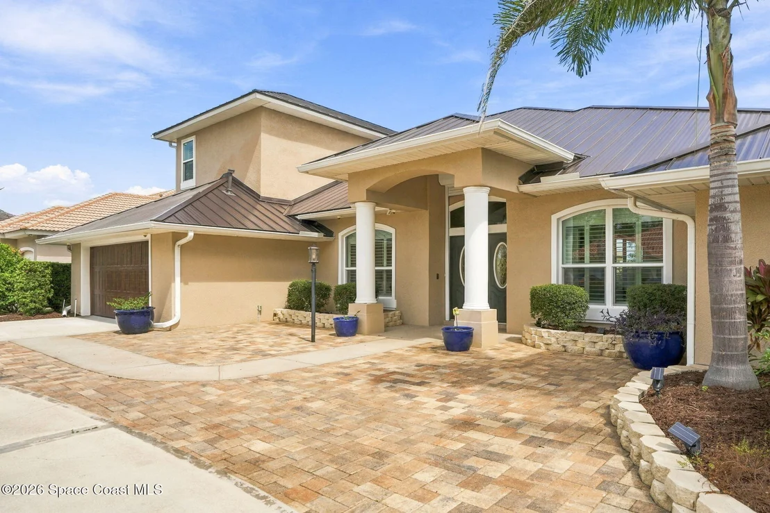 Photo of 241 Waterside Drive