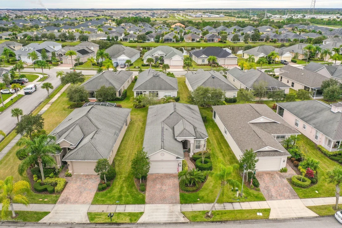 Photo of 3355 Moonstone Lane