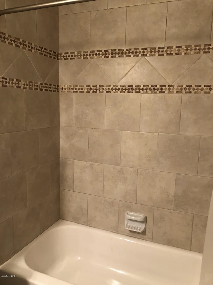 Photo of 949 Beach Lane