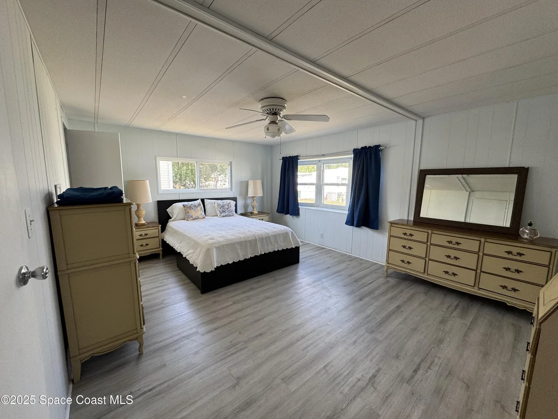 Photo of 939 Laurel Circle