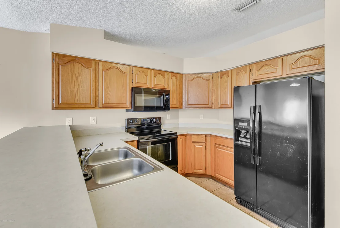 Photo of 6449 Muller Avenue