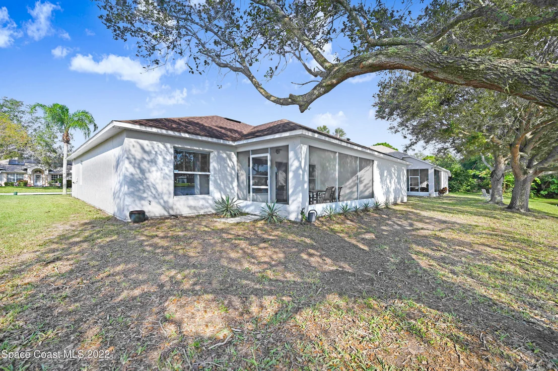 Photo of 829 Saint Michel Drive