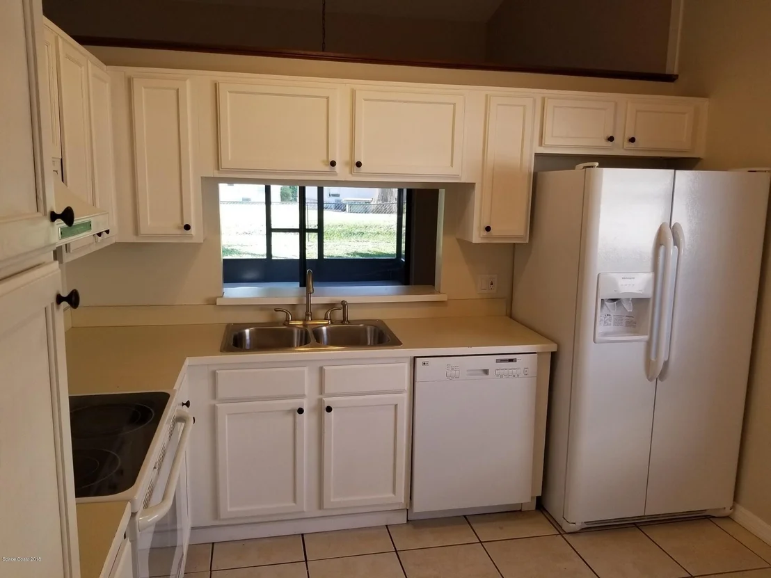 Photo of 1660 Clover Circle
