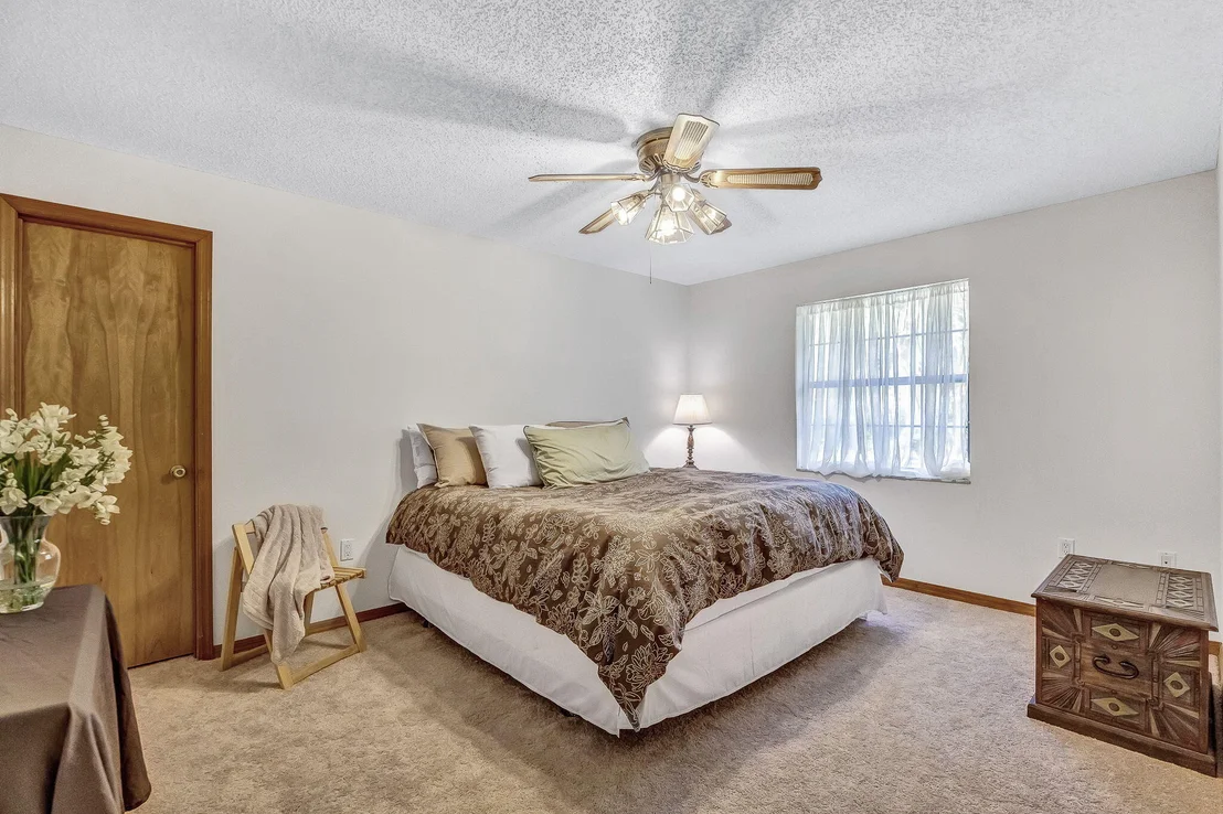 Photo of 1810 Laurel Oak Drive