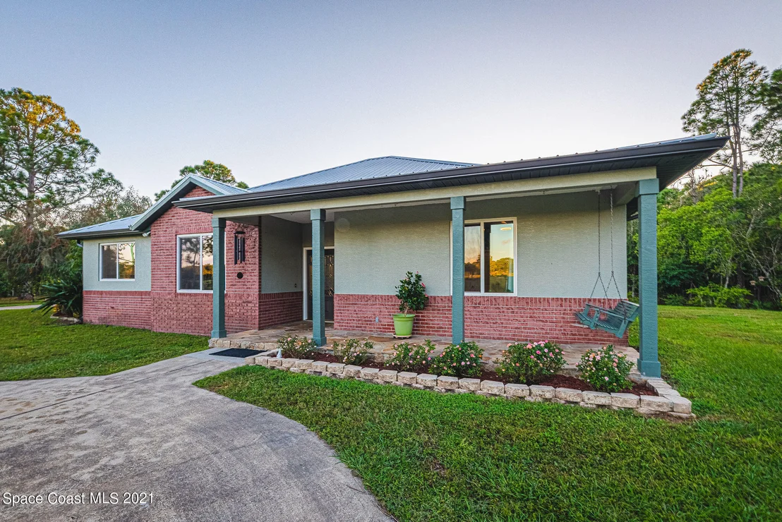Photo of 4570 Alix Lane