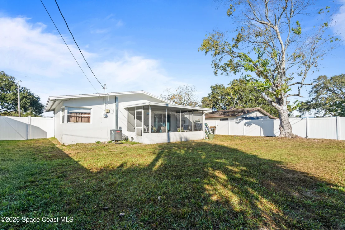 Photo of 649 Sioux Avenue