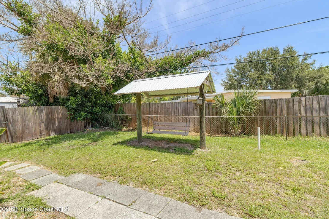 Photo of 1302 Sunwood Drive