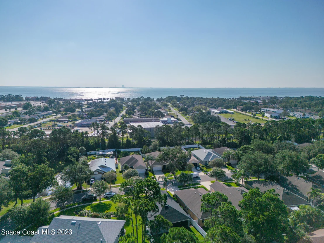Photo of 362 Waterside Circle