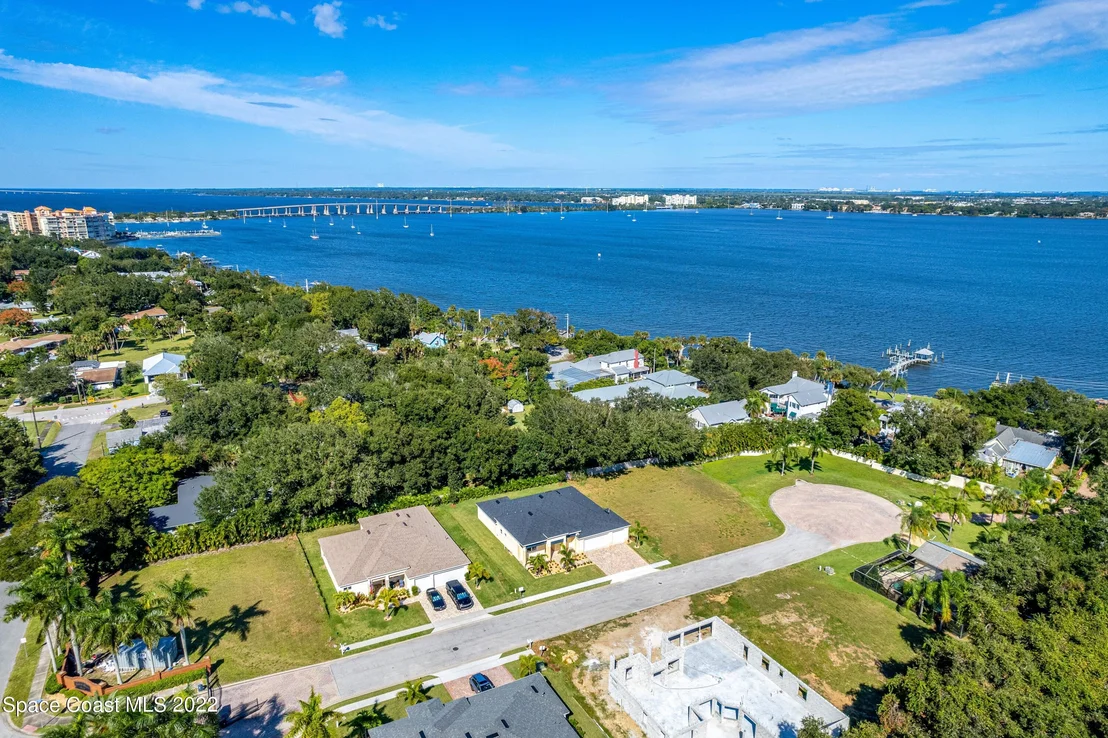 Photo of 40 Loch Ness Drive